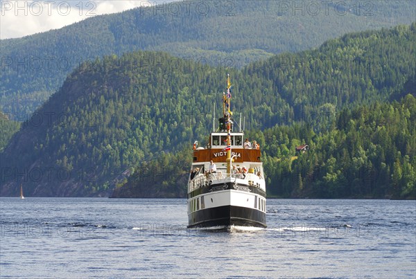 Historic canal boat MS Victoria on the Telemark Canal, mountains and lakes, shipping, historic waterway, Telemark, Norway, Europe