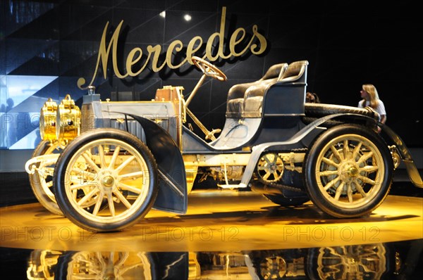 Luxurious vintage Mercedes convertible in shades of gold as an exhibit, Mercedes-Benz Museum, Stuttgart, Baden-Wuerttemberg, Germany, Europe