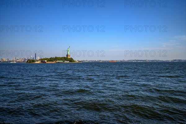 Views on New York Harbor, Manhattan and Statue of Liberty from the Liberty State Park, Jersey City, NJ, USA, USA, North America