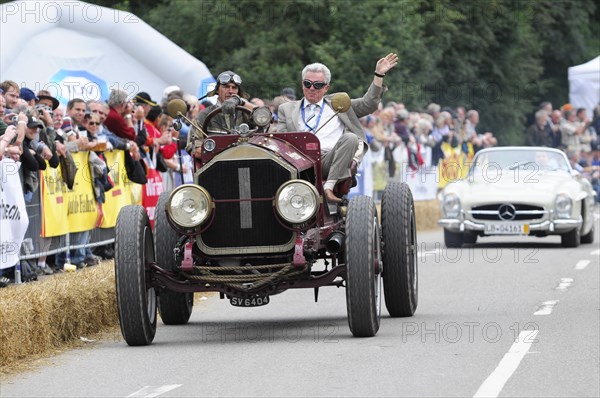 Driver in a Victorian car takes part in a vintage car race, SOLITUDE REVIVAL 2011, Stuttgart, Baden-Wuerttemberg, Germany, Europe