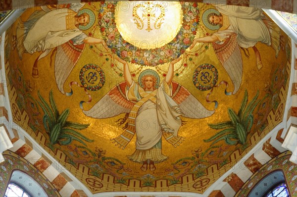 Church of Notre-Dame de la Garde, Marseille, Golden mosaic of two angels in a dome surrounded by Christian symbols, Marseille, Departement Bouches du Rhone, Region Provence Alpes Cote d'Azur, France, Europe