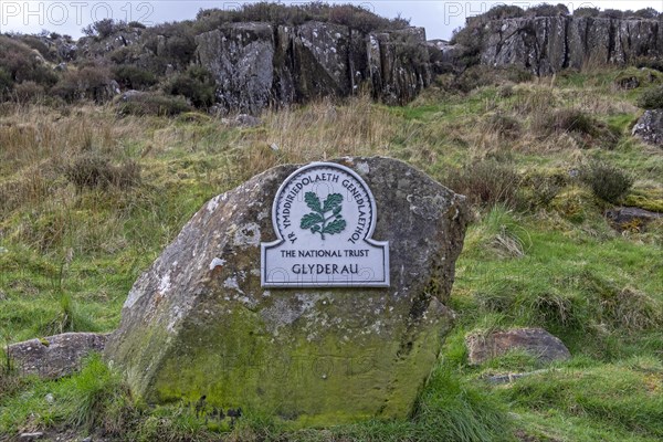 National Trust signs, Snowdonia National Park, Pont Pen-y-benglog, Bethesda, Bangor, Wales, Great Britain