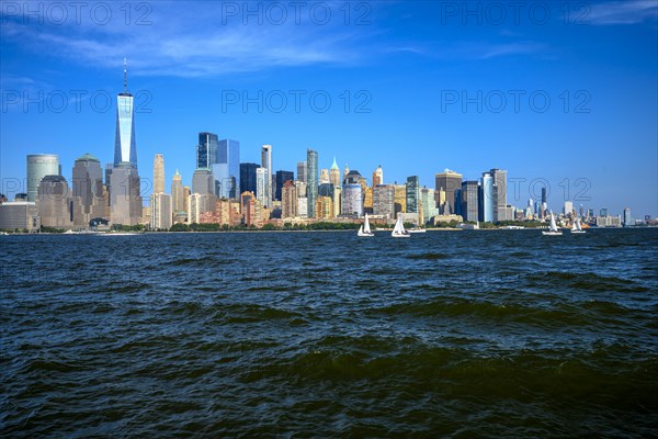 Views on New York Harbor, Manhattan and Statue of Liberty from the Liberty State Park, Jersey City, NJ, USA, USA, North America