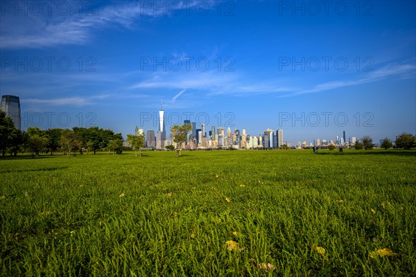 Views on New York Harbor, Manhattan and Statue of Liberty from the Liberty State Park, Jersey City, NJ, USA, USA, North America