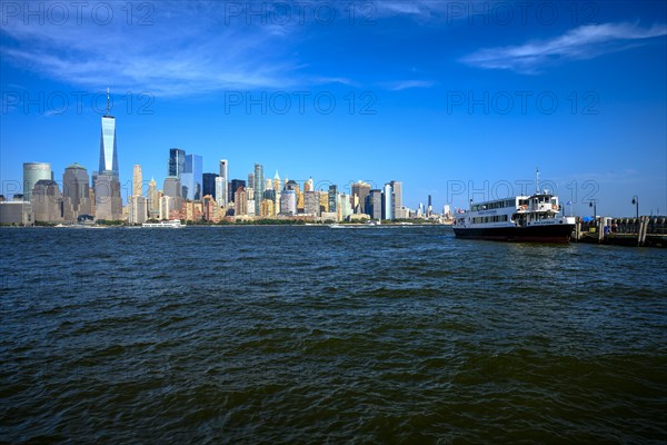 Views on New York Harbor, Manhattan and Statue of Liberty from the Liberty State Park, Jersey City, NJ, USA, USA, North America