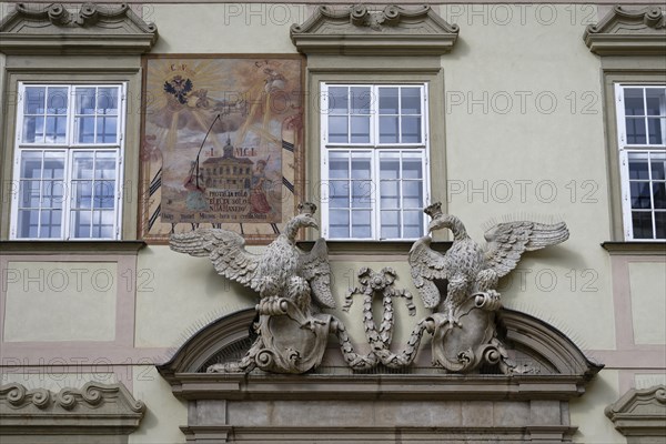 Sundial, coat of arms, inner courtyard, New Town Hall, Brno, Jihomoravsky kraj, Czech Republic, Europe