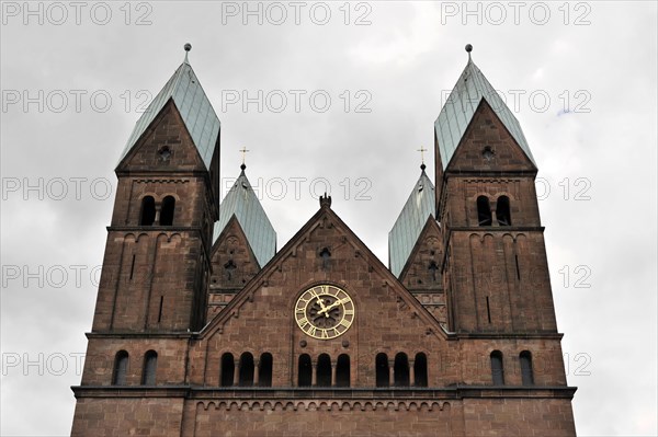 Church of the Redeemer, start of construction 1903, Bad Homburg v. d. Hoehe, Hesse, A majestic-looking neo-Romanesque church with striking towers under an overcast sky, Church of the Redeemer, start of construction 1903, Bad Homburg v. Hoehe, Hesse, Germany, Europe