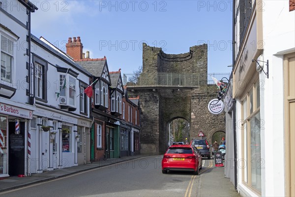 Houses, street, town gate, Conwy, Wales, Great Britain