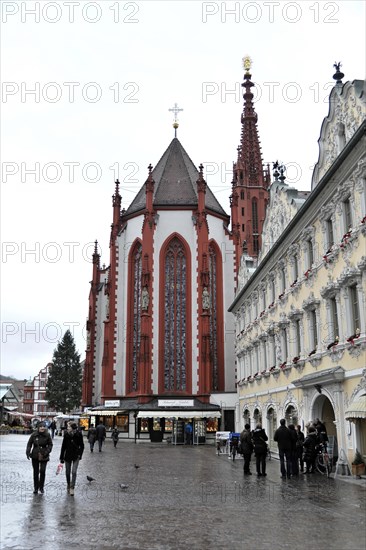 St Mary's Chapel, Market Square, Wuerzburg, Gothic church on a busy square in a European city, Wuerzburg, Lower Franconia, Bavaria, Germany, Europe
