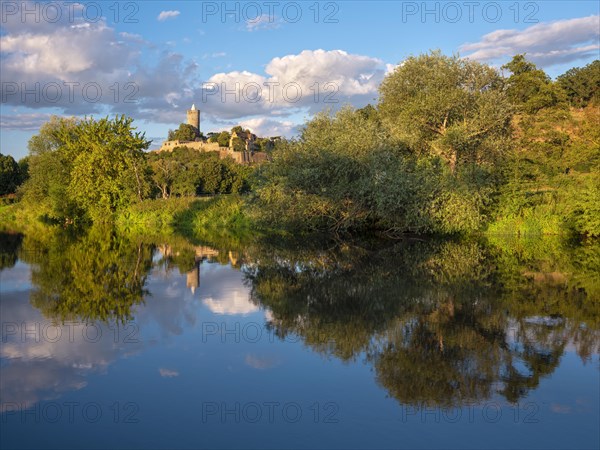 Schoenburg Castle in the Saale valley in the evening light, reflection in the river Saale, Schoenburg (Saale), Saxony-Anhalt, Germany, Europe