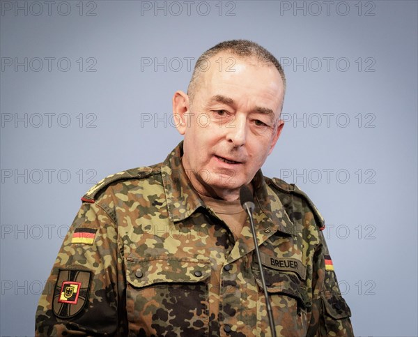 General Carsten Breuer, Inspector General of the Bundeswehr, at a press conference on the structural reform of the Bundeswehr in Berlin, 4 April 2024