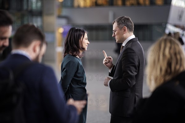 (L-R) Annalena Baerbock, Federal Foreign Minister, and Dmytro Kuleba, Foreign Minister of Ukraine, photographed on the margins of a joint meeting of the North Atlantic-Ukraine Council in the format of the Foreign Ministers of the States Parties and Ukraine. Brussels, 04.04.2024. Photographed on behalf of the Federal Foreign Office