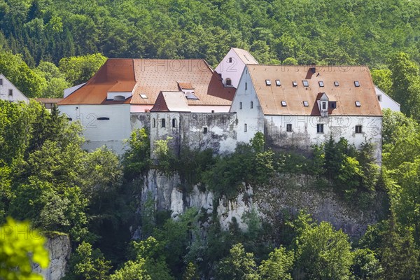 Wildenstein Castle, Spornburg, medieval castle complex, best preserved fortress from the late Middle Ages, today a youth hostel, historical buildings, architecture, view from the Brandfelsen, Leibertingen, Sigmaringen district, Swabian Alb, Baden-Wuerttemberg, Germany, Europe