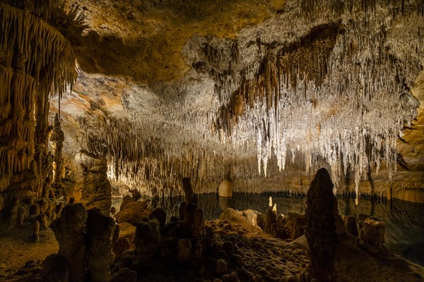 Amazing photos of Drach Caves in Mallorca, Spain, Europe