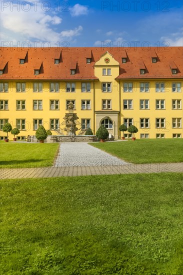 Winnental Castle built in the 15th century by the Teutonic Knights as the seat of the Winnender Kommende, former castle of the Teutonic Order, today Winnenden Castle Clinic Centre for Psychiatry, castle building, historical building, architecture, castle park, lawn, meadow, fountain, clock, paths, Winnenden, Rems-Murr-Kreis, Baden-Wuerttemberg, Germany, Europe