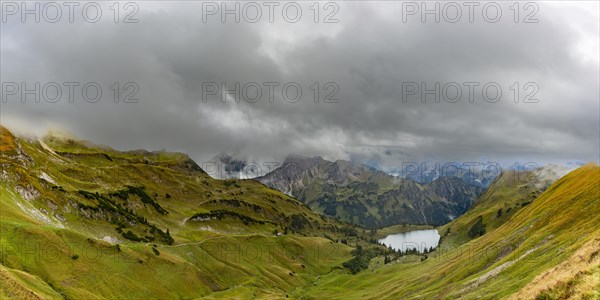 Panorama from Zeigersattel to Seealpsee, on the left behind the Hoefats 2259m, Allgaeu Alps, Allgaeu, Bavaria, Germany, Europe