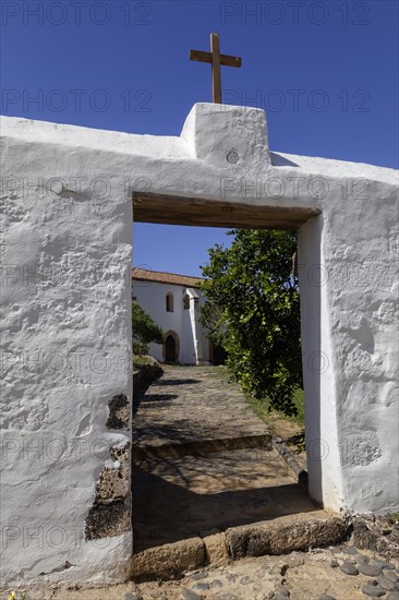 Gate to the Iglesia Conventual de San Buenaventura, Convento de Buenaventura, former Franciscan monastery, Betancuria, Fuerteventura, Canary Islands, Spain, Europe