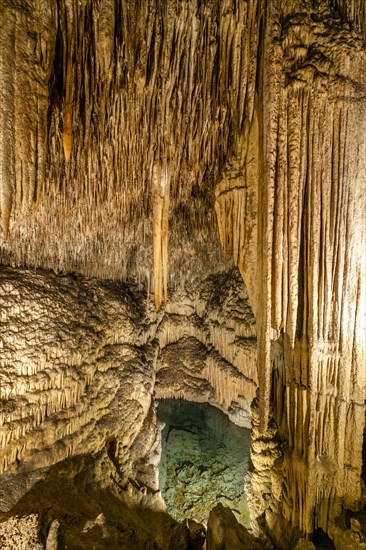 Amazing photos of Drach Caves in Mallorca, Spain, Europe