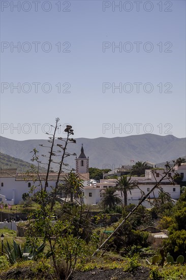 View of Betancuria with the historic church Iglesia de Santa Maria, Betancuria, Fuerteventura, Canary Islands, Spain, Europe
