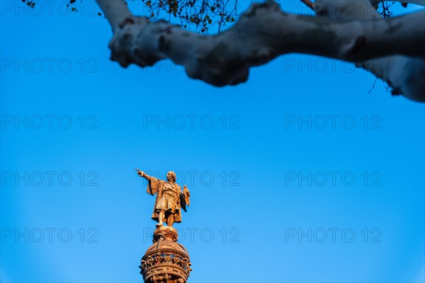 Columbus Column at the end of the Ramblas, Christopher Columbus points towards the New World, Barcelona, Spain, Europe