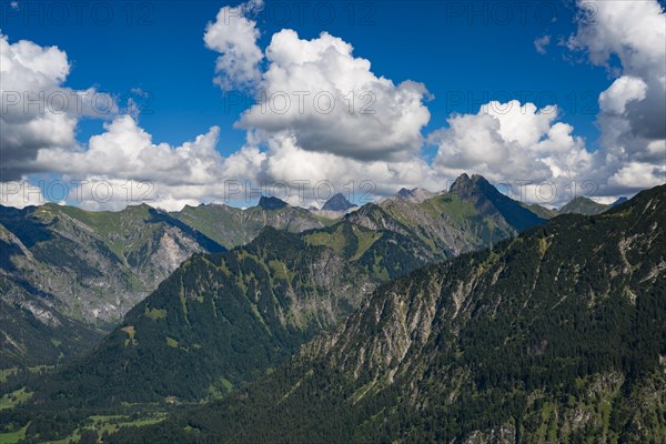 Mountain panorama from Soellereck to Hoefats, 2259m, Allgaeu Alps, Allgaeu, Bavaria, Germany, Europe