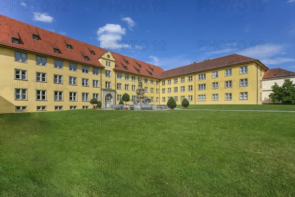 Winnental Castle built in the 15th century by the Teutonic Knights as the seat of the Winnender Kommende, former castle of the Teutonic Order, today Winnenden Castle Clinic Centre for Psychiatry, castle building, historical building, architecture, castle park, lawn, meadow, fountain, Winnenden, Rems-Murr district, Baden-Wuerttemberg, Germany, Europe