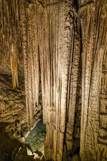 Amazing photos of Drach Caves in Mallorca, Spain, Europe