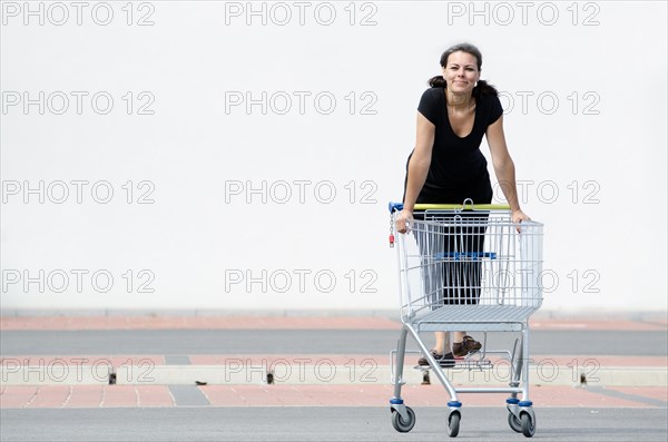 Woman with a Shopping Cart. | MR:yes Maria-CH-02-05-2023