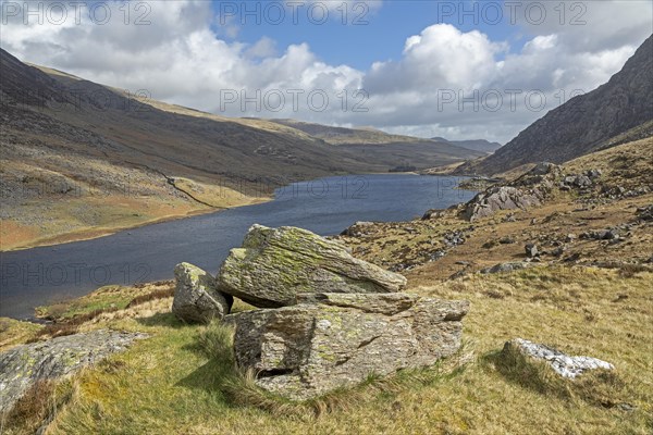 Lake Llyn Ogwen, Snowdonia National Park near Pont Pen-y-benglog, Bethesda, Bangor, Wales, Great Britain