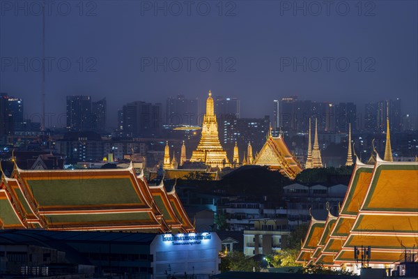 Panorama from Golden Mount to the illuminated Wat Ratchabophit, Wat Rachapradit, Wat Pho and Wat Arun, Bangkok, Thailand, Asia