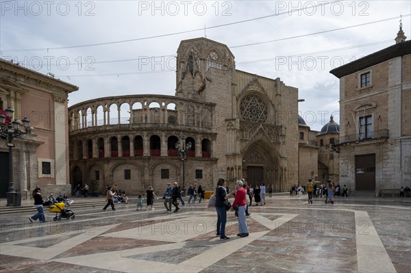 Basilica Virgen de los Desamparados, Cathedral, Catedral de Santa Maria, Plaza de la Virgen, Valencia, Spain, Europe