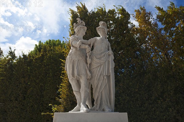 Baroque sculptures: Mars and Minerva, Schoenbrunn Palace Park, Schoenbrunn, Vienna, Austria, Europe