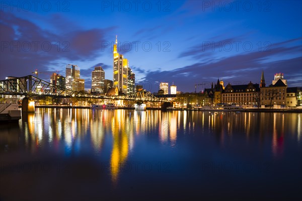 Skyline and banking district after sunset, twilight, Tower 185, Commerzbank, HelaBa, Hessische Landesbank, Deutsche Bank, Eiserner Steg, Frankfurt am Main, Hesse, Germany, Europe