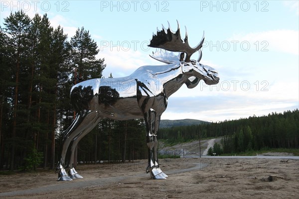 Elk (Alces alces) 10 metres high is the world's largest polished steel moose, between Oslo and central Norway, Norway, Scandinavia, Europe