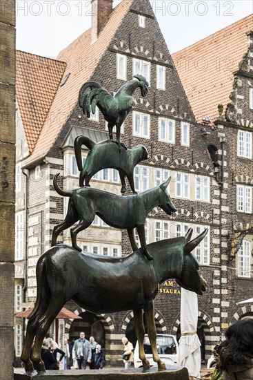 Bremen Town Musicians, bronze sculpture, artist Gerhard Marcks, Hanseatic City of Bremen, Germany, Europe