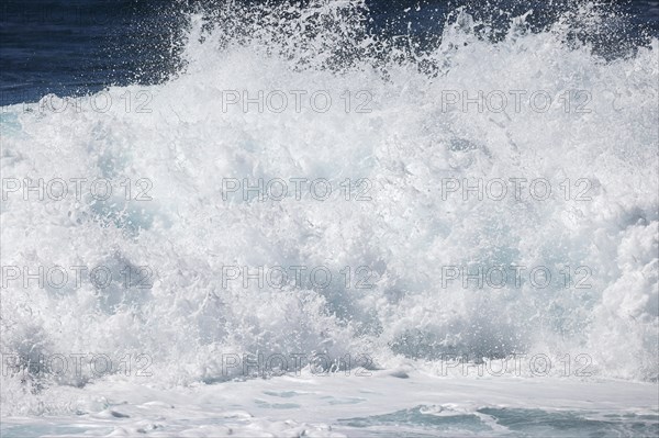 Roaring surf, waves, surf waves, sea surf, spray, Atlantic Ocean, Agaete, Gran Canaria, Canary Islands, Spain, Europe