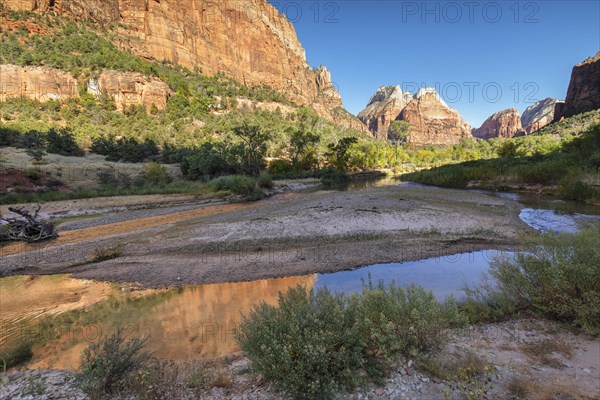 Virgin River and Court of Patriarchs, Zion National Park, Utah, USA, Zion National Park, Utah, USA, North America