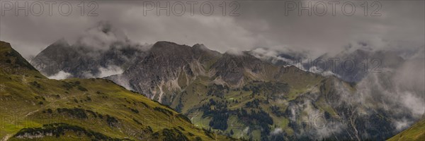 Panorama from Zeigersattel to Hoefats 2259m, Allgaeu Alps, Allgaeu, Bavaria, Germany, Europe