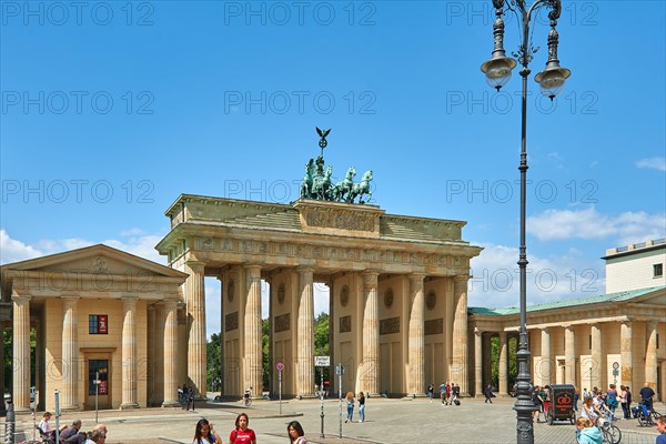 06.07.2020, Germany, Berlin, Strasse des 17. Juni, View of the Brandenburg Gate in west direction, Berlin, Berlin, Germany, Europe