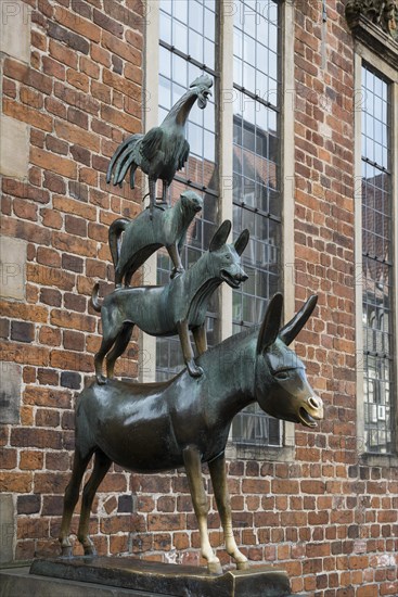 Bremen Town Musicians, bronze sculpture, artist Gerhard Marcks, Hanseatic City of Bremen, Germany, Europe