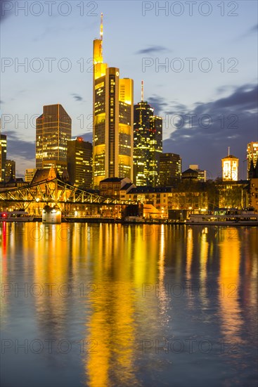 Skyline and banking district after sunset, twilight, Tower 185, Commerzbank, HelaBa, Hessische Landesbank, Deutsche Bank, Eiserner Steg, Frankfurt am Main, Hesse, Germany, Europe