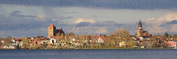 Town view Waren with church St. Georgen and church St. Marien, Mueritzsee, Waren, Mueritz, Mecklenburg Lake District, Mecklenburg, Mecklenburg-Vorpommern, Germany, Europe