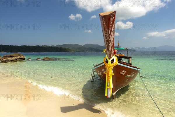 Longtail boat, Koh Lipe, Andaman Sea, Thailand, Asia