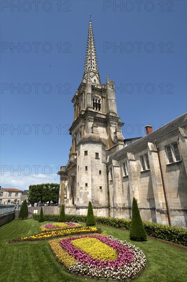 Cathedral Notre Dame de l'Assomption, the tower dates from the 19th century, Lucon, Vendee, France, Europe