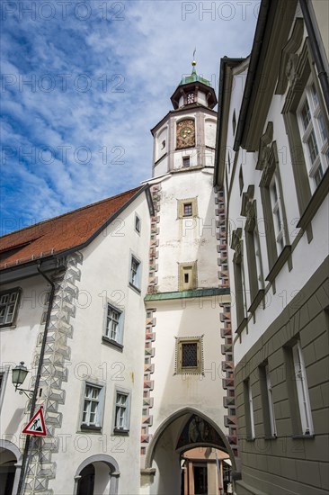 Pfaffenturm, 14th century town wall tower on the market square in the historic old town of Wangen im Allgaeu, Upper Swabia, Baden-Wuerttemberg, Germany, Europe