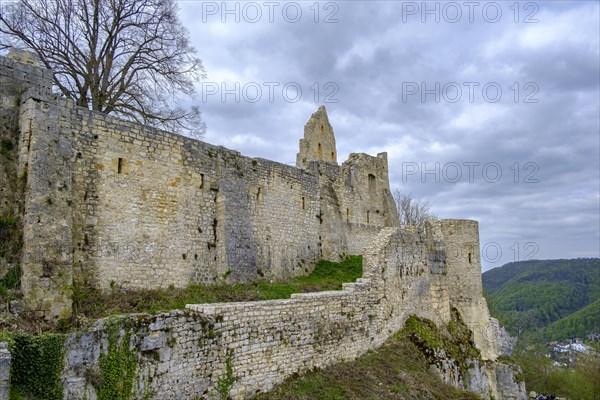 Ruin of the medieval Hohenurach Castle, Bad Urach, Swabian Alb, Baden-Wuerttemberg, Germany, Europe