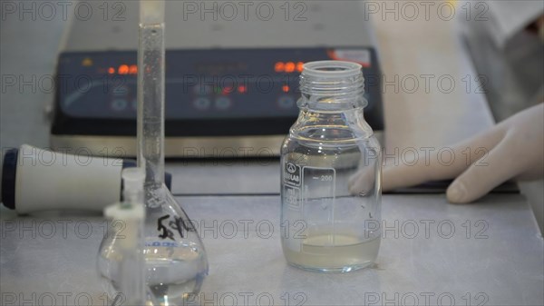 Laboratory glassware and equipment for scientific research and development in clinical laboratory