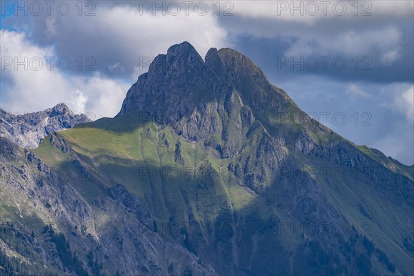 Mountain panorama from Soellereck to Hoefats, 2259m, Allgaeu Alps, Allgaeu, Bavaria, Germany, Europe