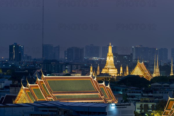 Panorama from Golden Mount to the illuminated Wat Ratchabophit, Wat Rachapradit, Wat Pho and Wat Arun, Bangkok, Thailand, Asia