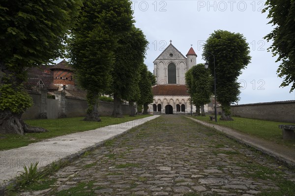 Former Cistercian monastery Pontigny, Pontigny Abbey was founded in 1114, Pontigny, Bourgogne, France, Europe